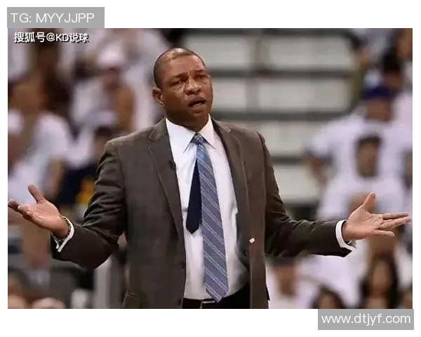 雄鹿主帅麦克林去职，队史第一名主教练