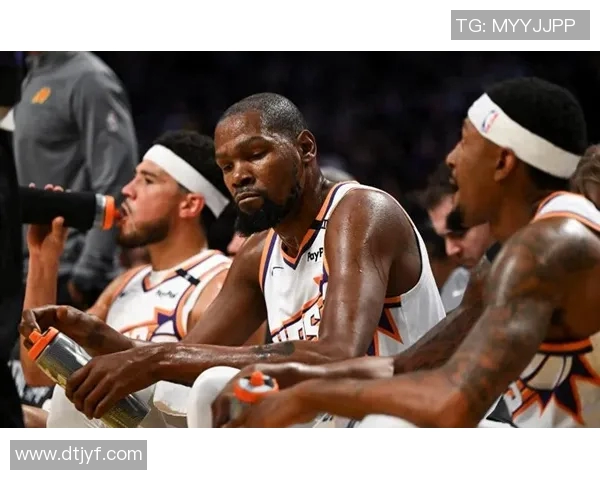 鹈鹕球员沙克尔福德荣膺全明星赛最有价值球员,创造辉煌时刻